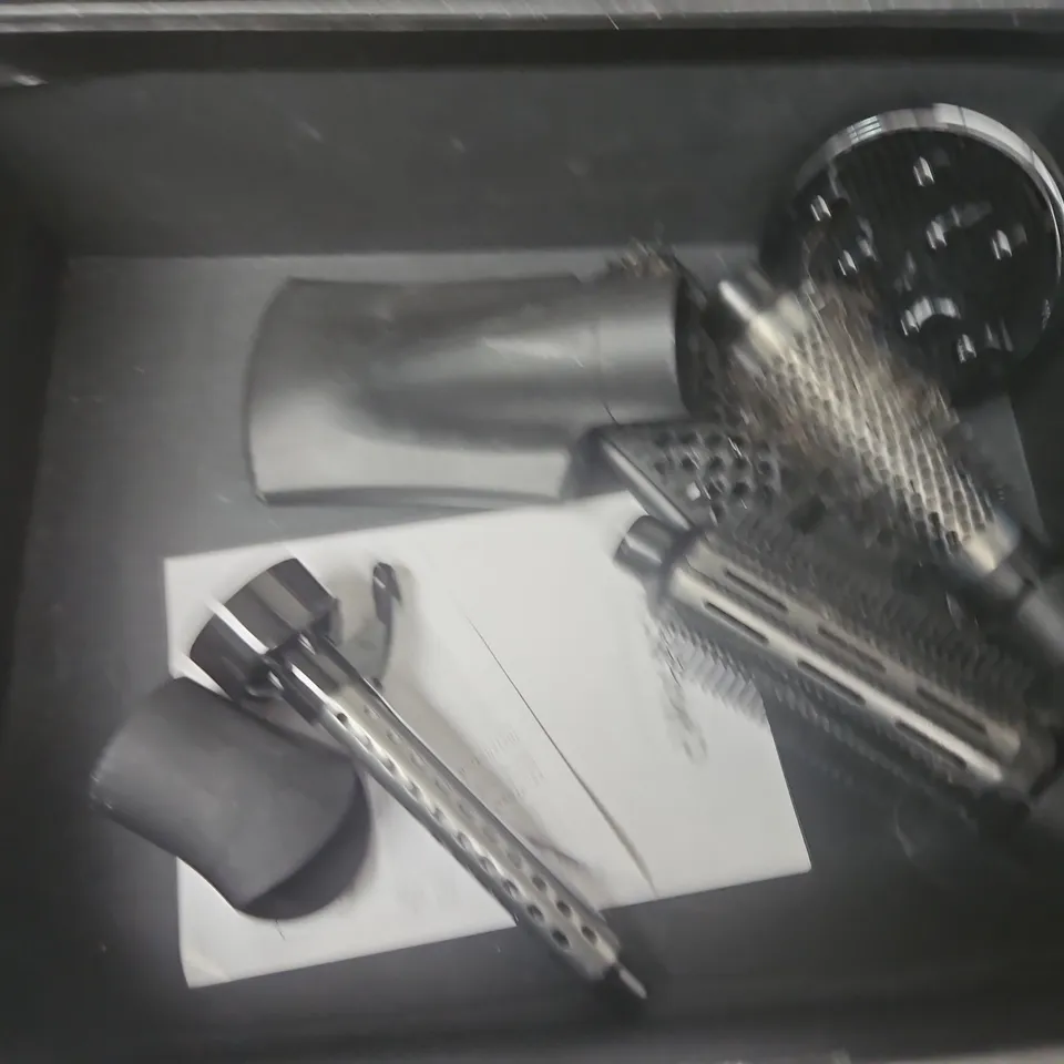 BOXED REVAMP PROGLOSS AIRSTYLE 2-IN-1 BLOW DRY AND STYLE TOOL