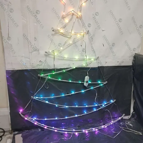 WALL MOUNTED TREE DECORATION 