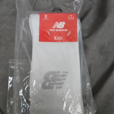 NEW BALANCE KIDS SOCKS – WHITE, SIZE 3