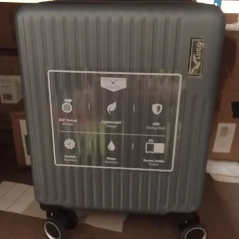 BRAND NEW LUGG HARD SHELL SUITCASE GREY 