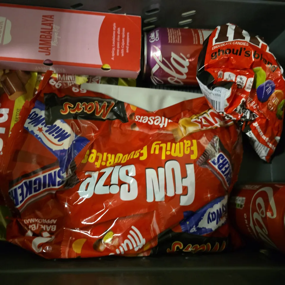 APPROXIMATELY 9 ASSORTED FOOD & DRINK ITEMS TO INCLUDE - PLENISHA SOYA , GRIND DARK BLEND , RAVE SWISS WATER DECAF BLEND ETC