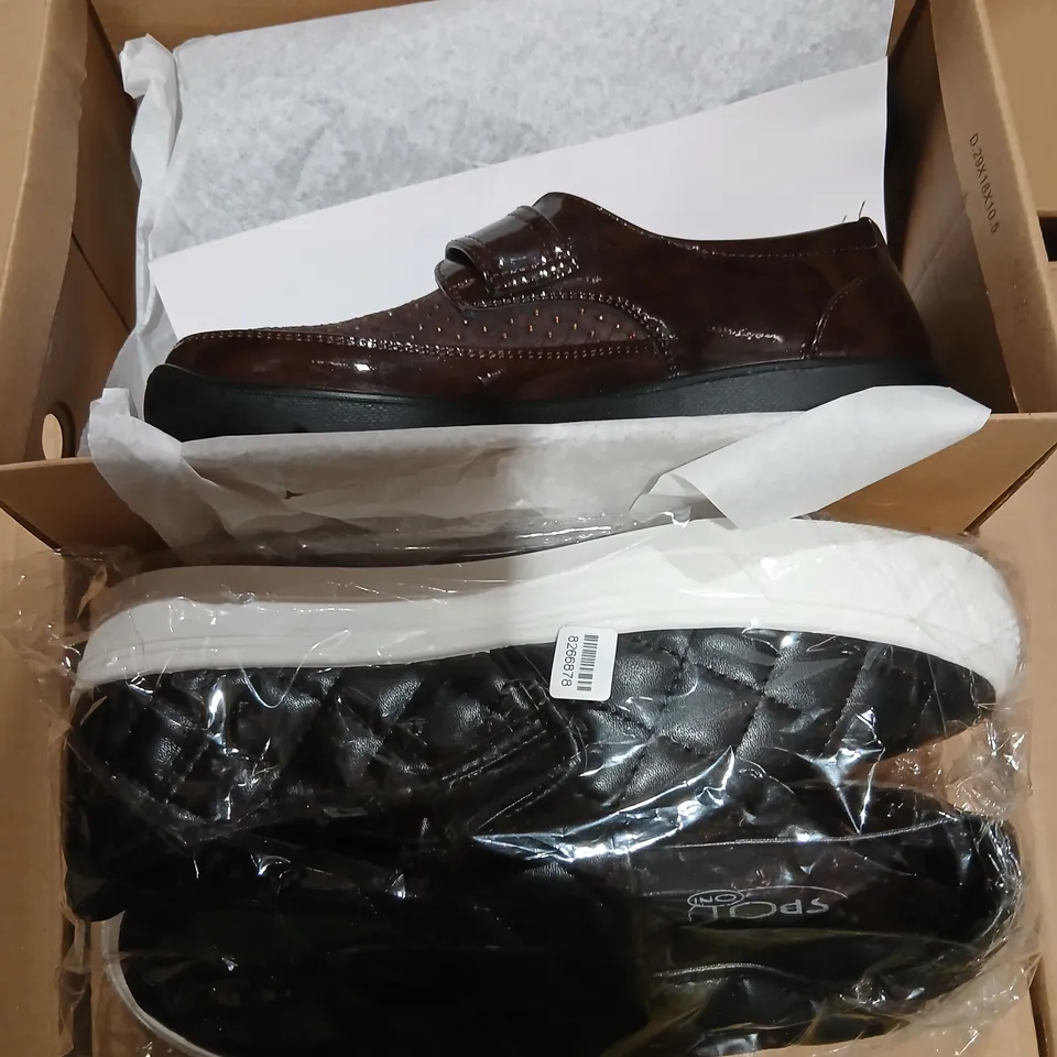 APPROXIMATELY 11 PAIRS OF ASSORTED FOITWEAR TO INCLUDE; JO AND JOE