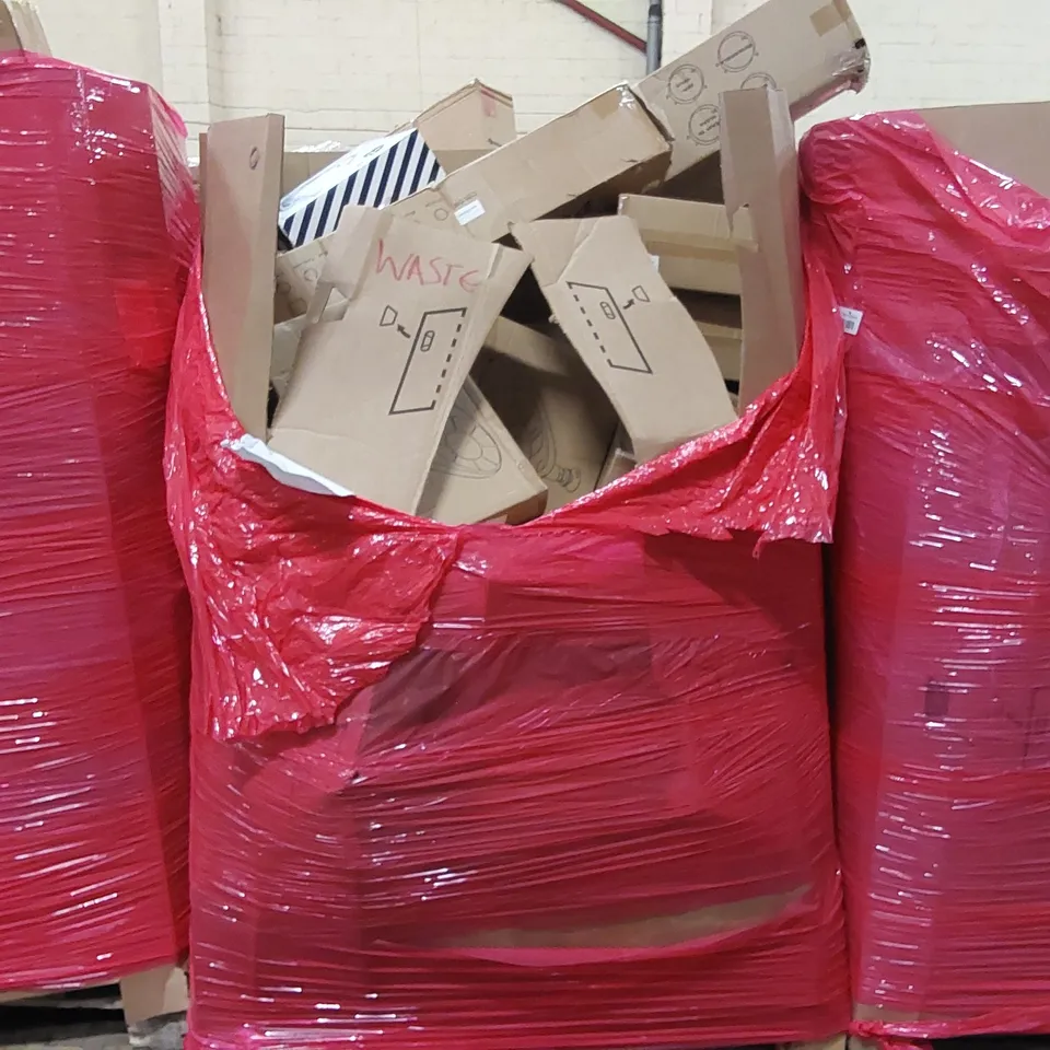 PALLET OF ASSORTED CONSUMER PRODUCTS TO INCLUDE: CHILDREN'S SHAMPOO BOWLS, BABY PLAY PENS, BABY PLAY MATS ECT