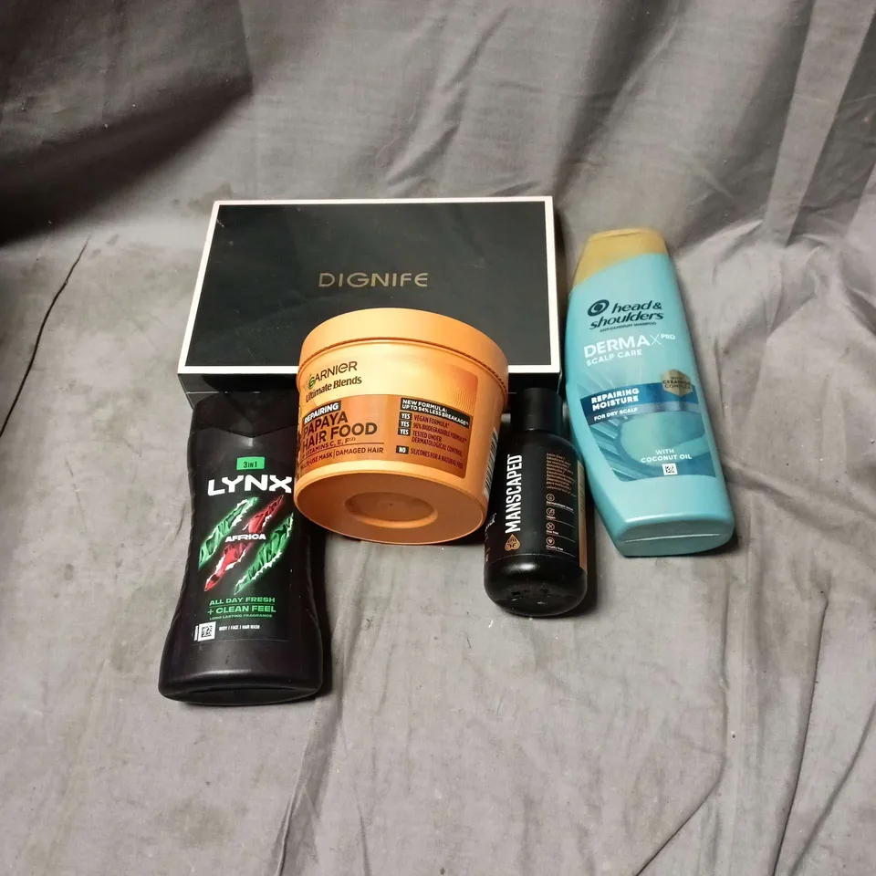 APPROXIMATELY 18 ASSORTED COSMETIC ITEMS TO INCLUDE DIGNIFE GIFT SET, HEAD AND SHOULDERS, MANSCAPED CROP PRESERVER, LYNX, GARNIER PAPAYA HAIR FOOD ETC 