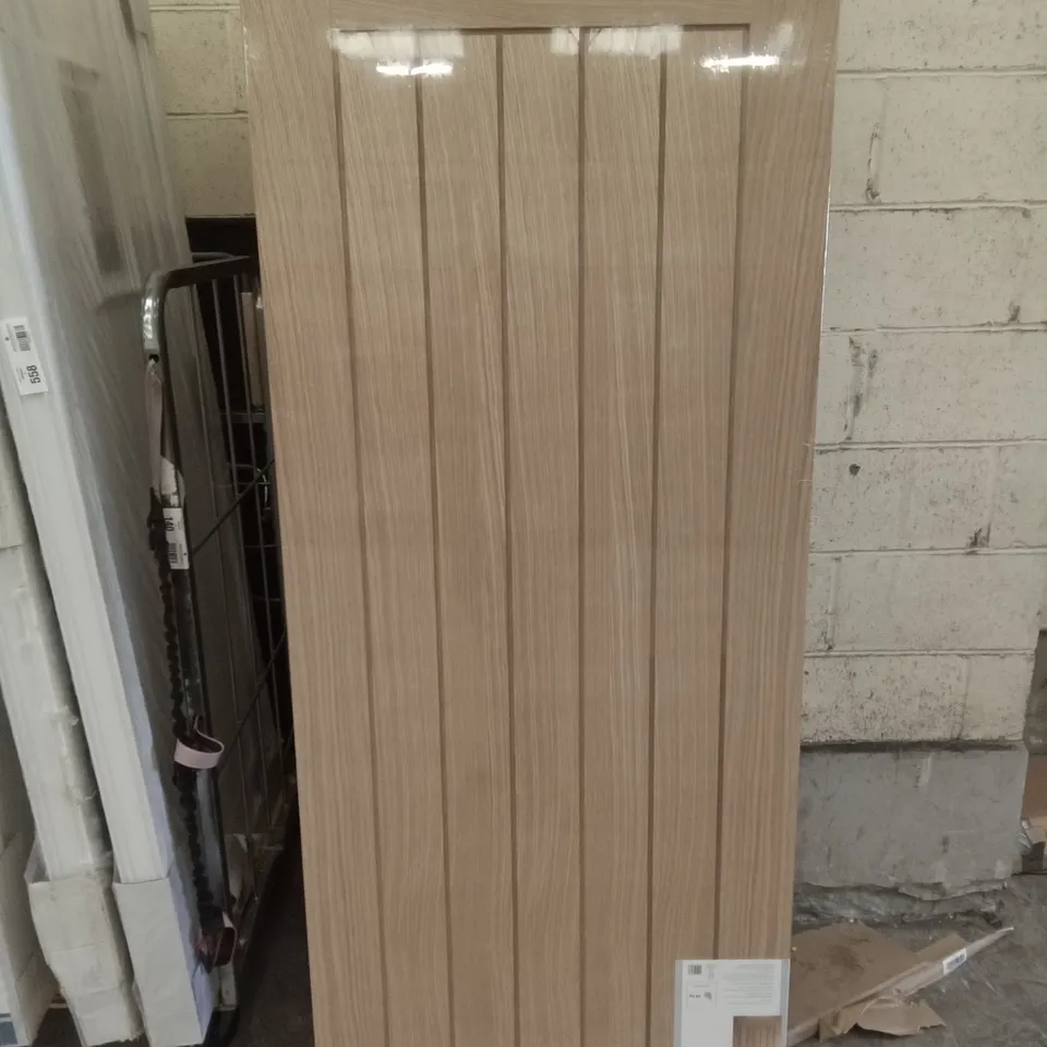 GEOM COTTAGE PRE-FINISHED OAK VENEER INTERNAL DOOR 1981×762×35MM