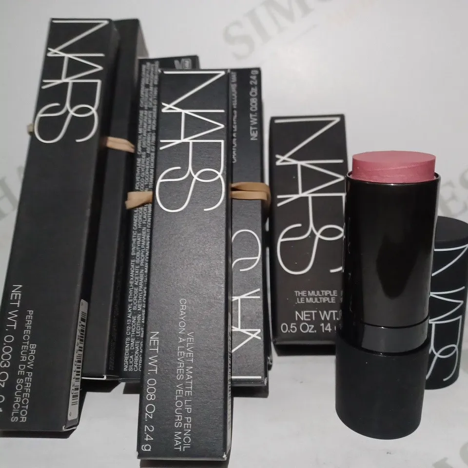 LOT OF APPROX 10 ASSORTED NARS PRODUCTS TO INCLUDE THE MULTIPLE #RIVERA, MATTE LIP PENCIL #DOLCE VITA, BROW PERFECTOR #BLONDE COOL 