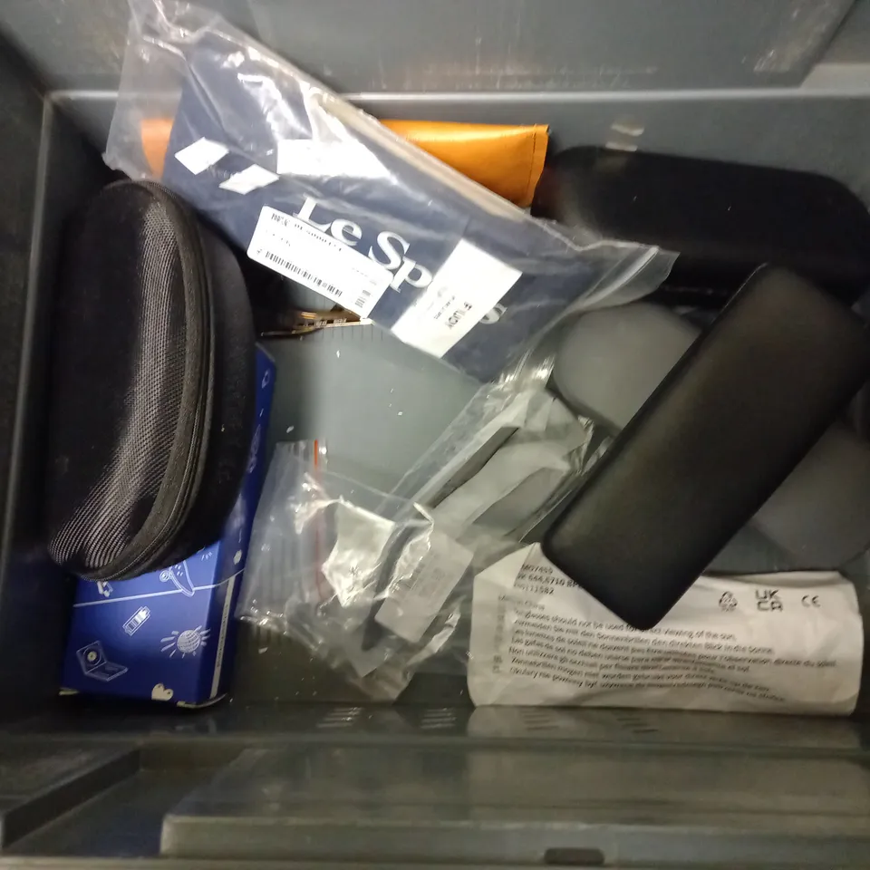 APPROXIMATELY 15 PAIRS OF GLASSES FROM VISION EXPRESS, EXPLICIT POETS, ETC