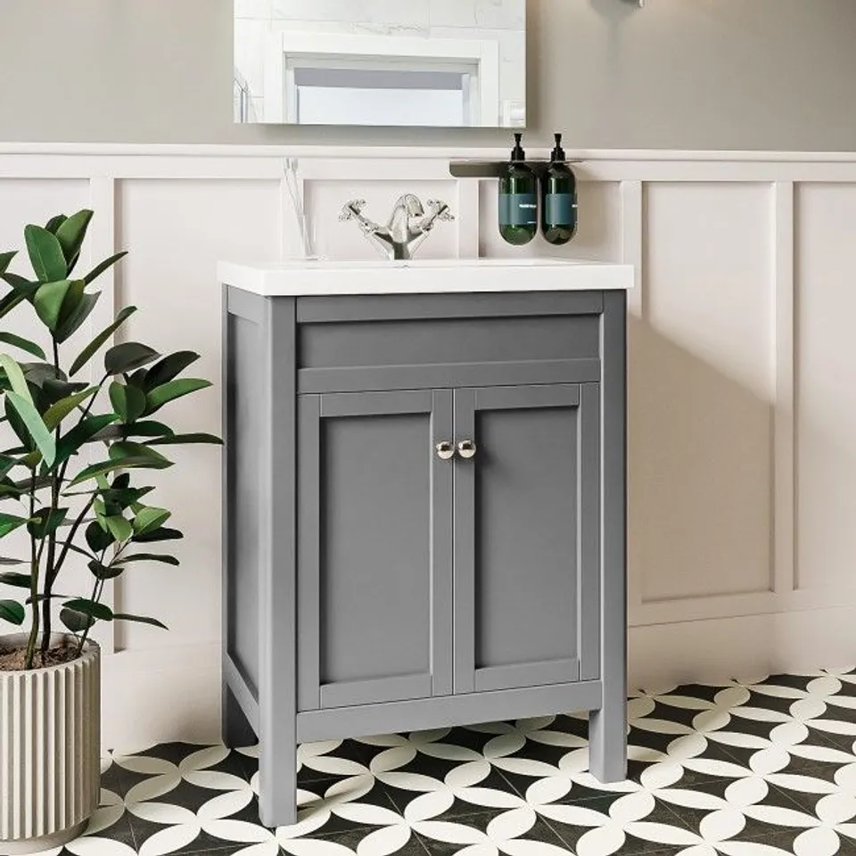 BOXED BRAND NEW AVEBURY 600MM MATT GREY VANITY UNIT 
