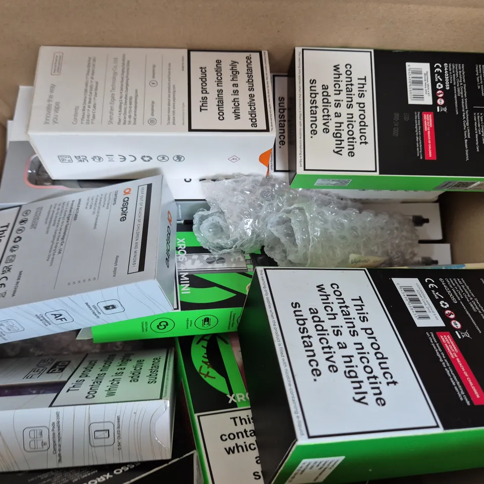BOX OF APPROXIMATELY 20 ASSORTED VAPING ITEMS AND PRODUCTS TO INCLUDE VAPORESSO, ASPIRE, ETC
