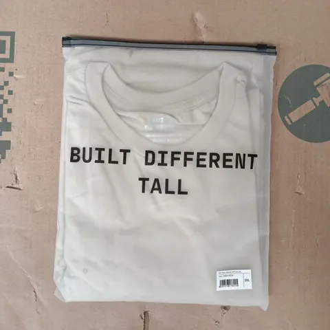 BAGGED BUILT DIFFERENT TALL CREW NECK T-SHIRT IN EUCALYPTUS SIZE 2XL