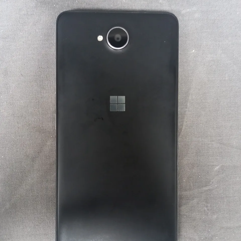 MICROSOFT LUMIA 650 MOBILE PHONE IN BLACK