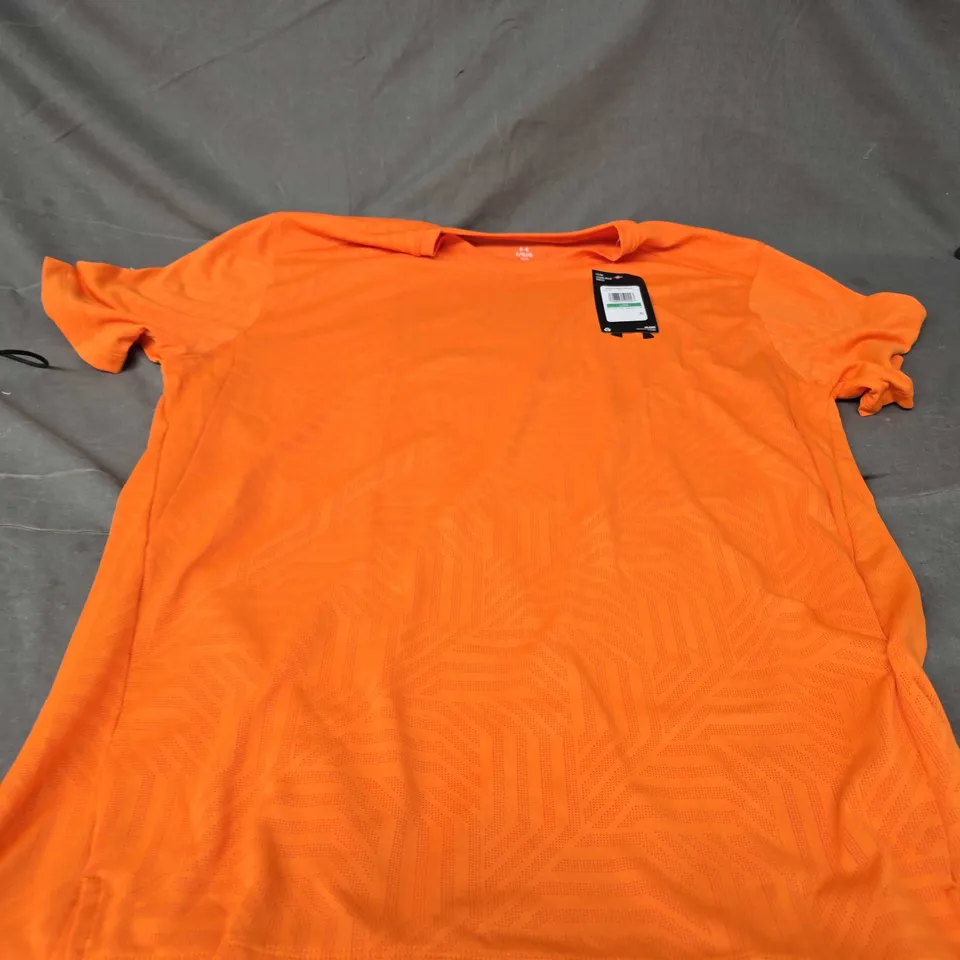 UNDER ARMOUR ORANGE GYM TOP SIZE L