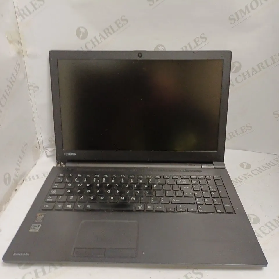 TOSHIBA SATELLITE PRO R50-B LAPTOP