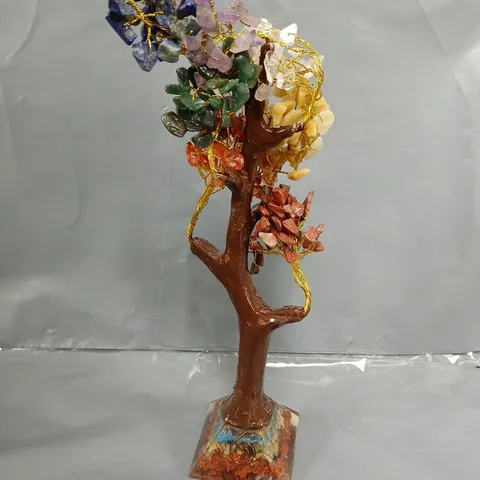 APPROXIMATELY 50 BOXED DECORATIVE TREES (SIZE 23X5X1 CM) - RED & BROWN MULTI