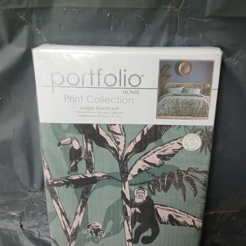 SEALED PORTFOLIO HOME PRINT COLLECTION MONKEY BUSINESS SINGLE DUVET SET IN GREEN