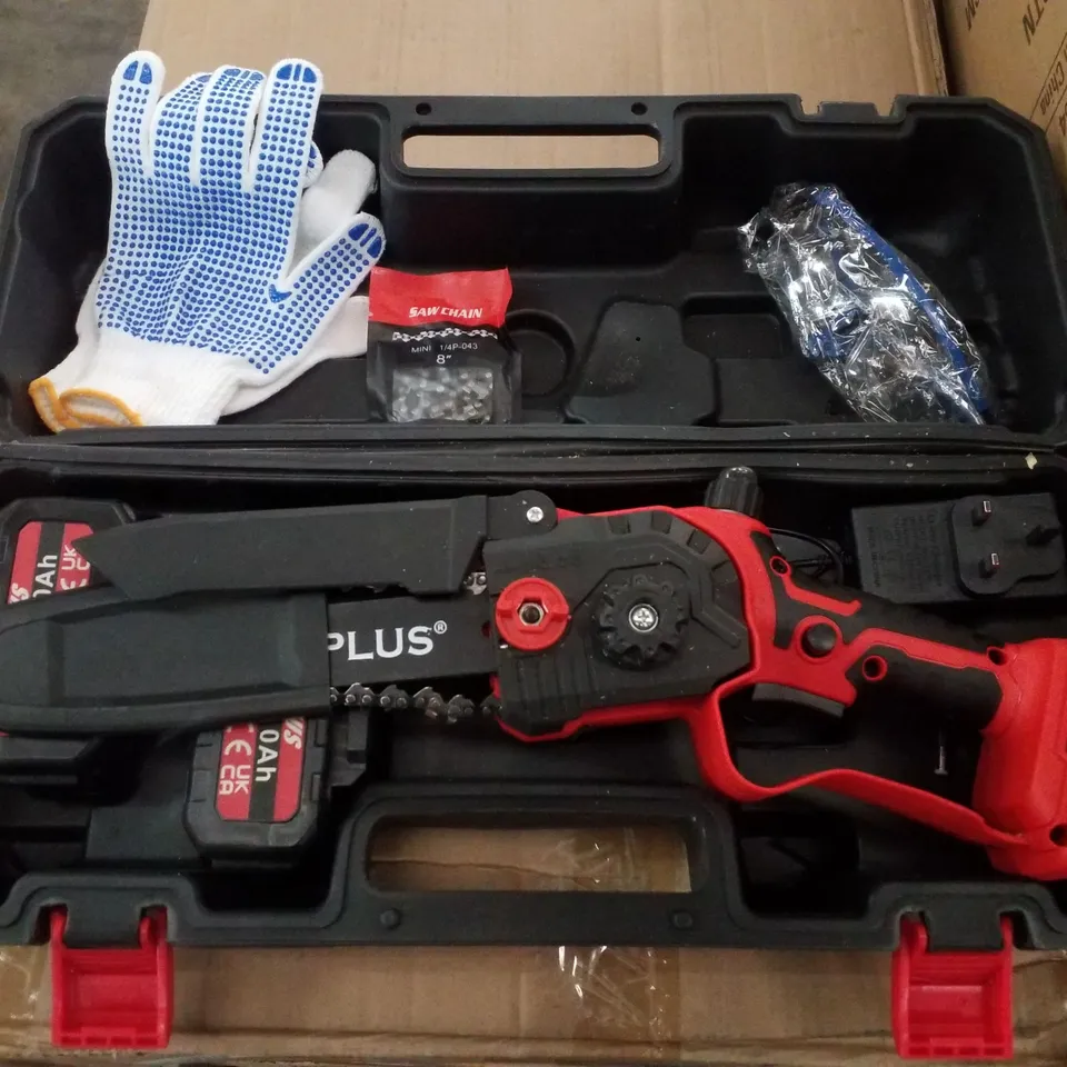 BOXED DAY PLUS CORDLESS CHAIN SAW