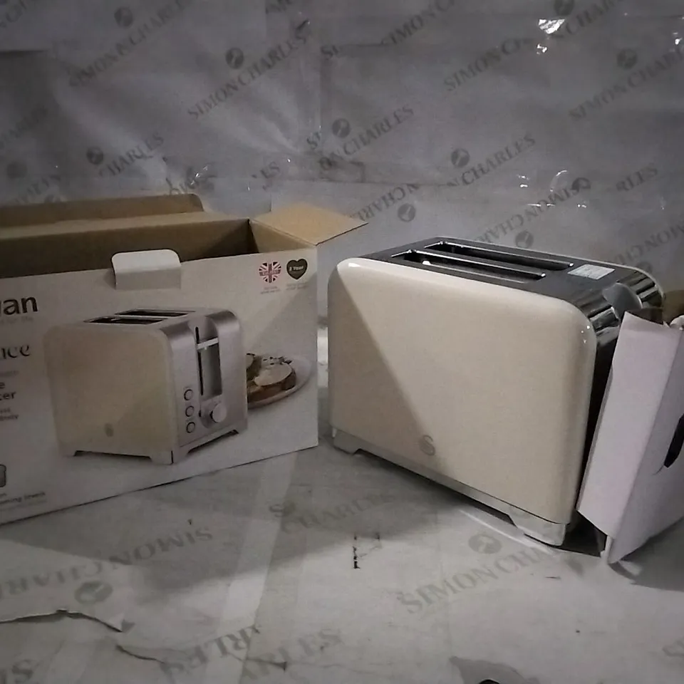 BOXED SWAN SOLACE VARIABLE WIDTH 2 SLICE TOASTER 