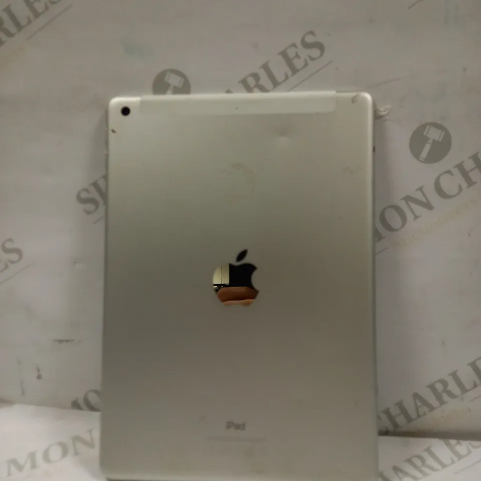 APPLE IPAD 9.7 IN SILVER