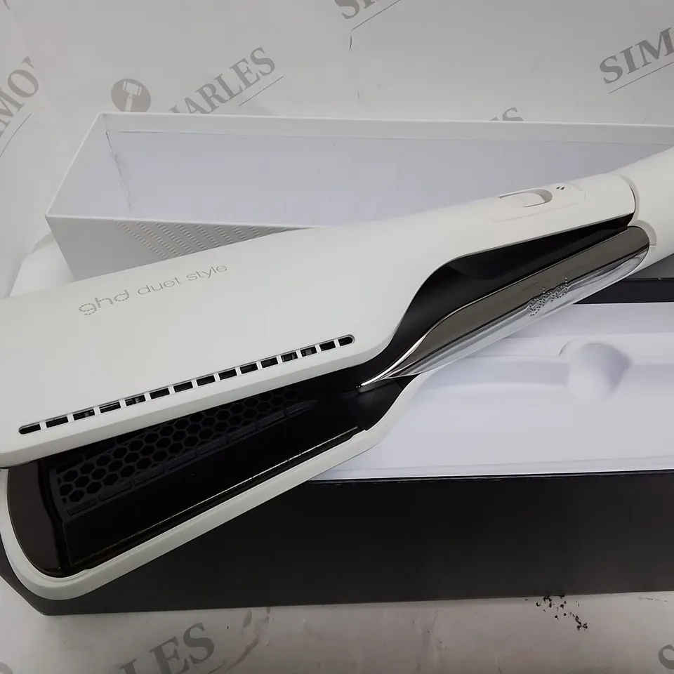 BOXED GHD DUET STYLE PROFESSIONAL 2IN1 HOT AIR STYLER RRP £379