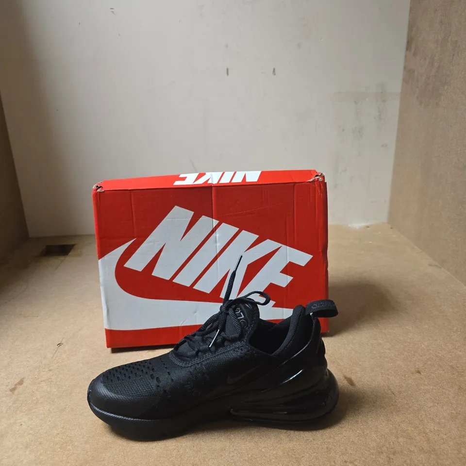 NIKE RUNNING SHOES – BLACK KNIT UPPER, VISIBLE AIR HEEL UNIT - UK SIZE 5
