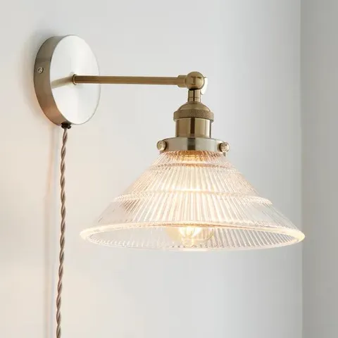 BOXED LOGAN GLASS PLUG IN WALL LIGHT