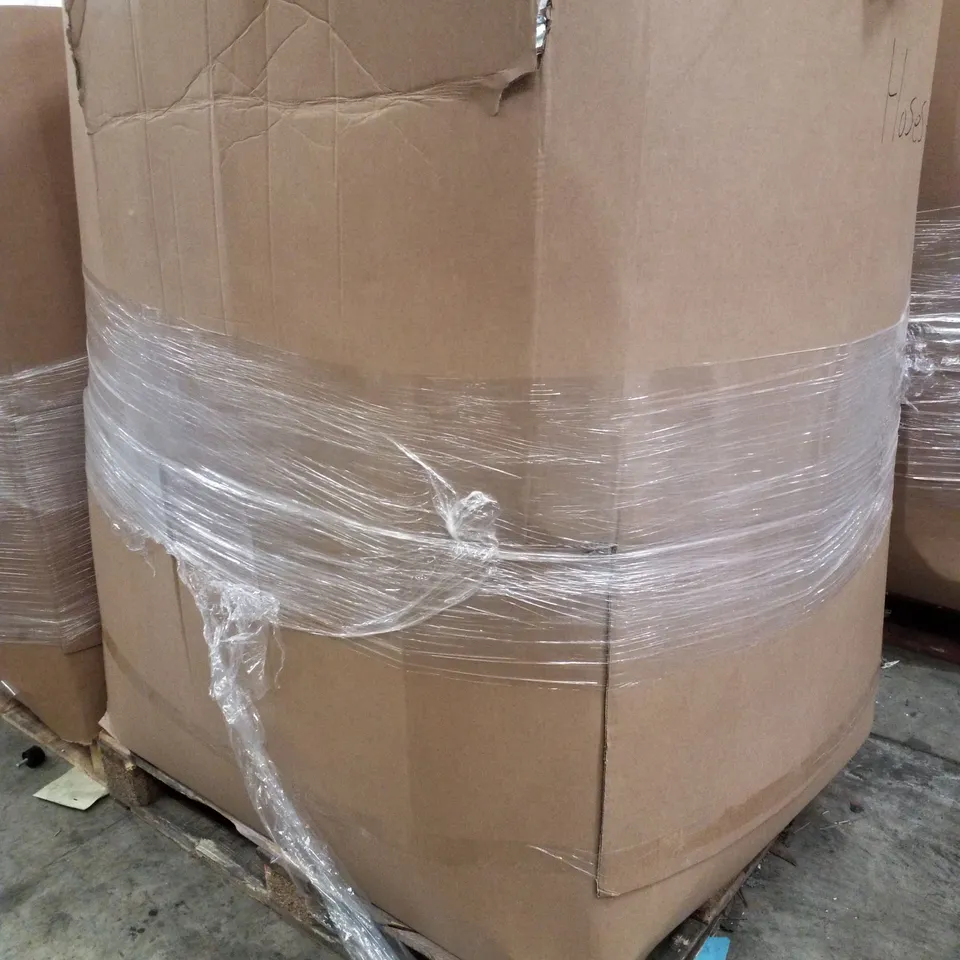 PALLET CONTAINING ASSORTED GARDEN HOSES & INFLATABLES