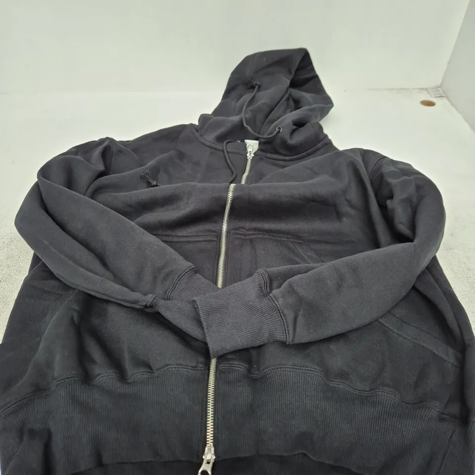 NIKE WOMEN'S OVERSIZED FIT HOODIE – BLACK -S