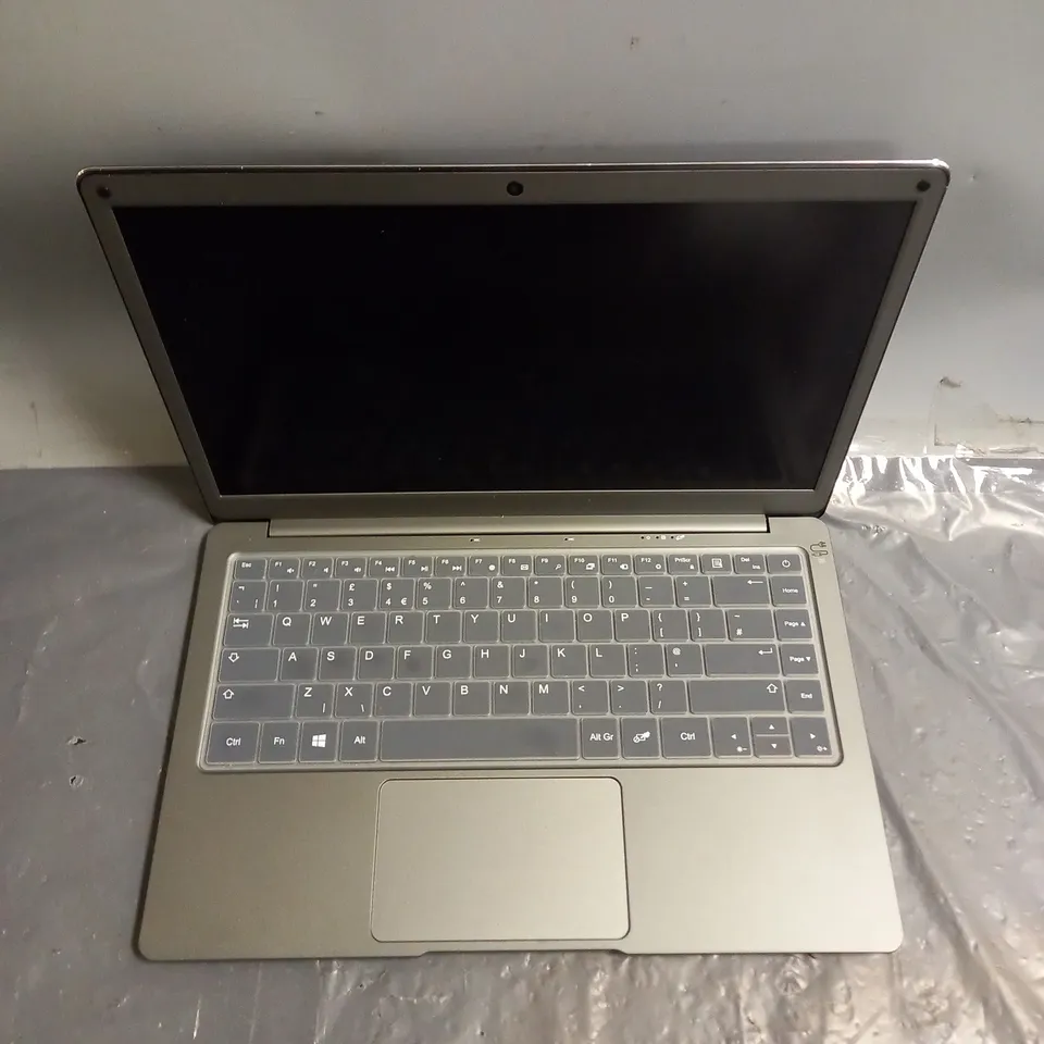 JUMPER EZBOOK X3 LAPTOP IN SILVER