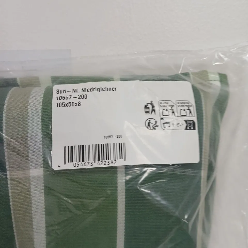 SUN-NL NIEDRIGLEHNER OUTDOOR SUN LOUNGER CUSHION – GREEN STRIPED 105X50X8 CM