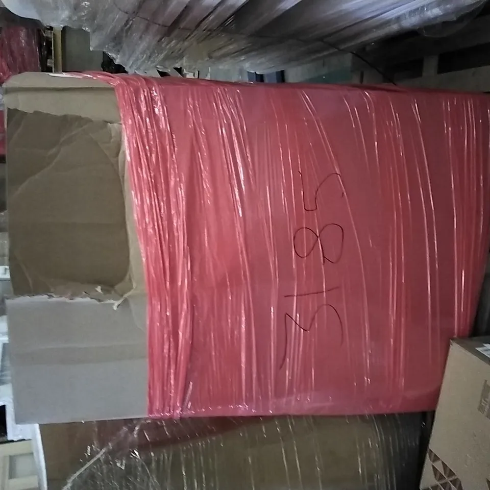 PALLET OF ASSORTED ITEMS INCLUDING KINGCAMP OUTDOOR FURNITURE, SUBRTEX TOPPER 3" GEL INFUSED MEMORY FOAM TOPPER, HOMALL GAMING CHAIR, BFULL POPUP TENT, FOLDABLE OFFICE CHAIR 