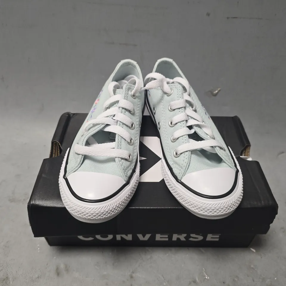 BOXED PAIR OF CONVERSE YOUTH FLORAL SNEAKERS IN LIGHT BLUE - UK 11