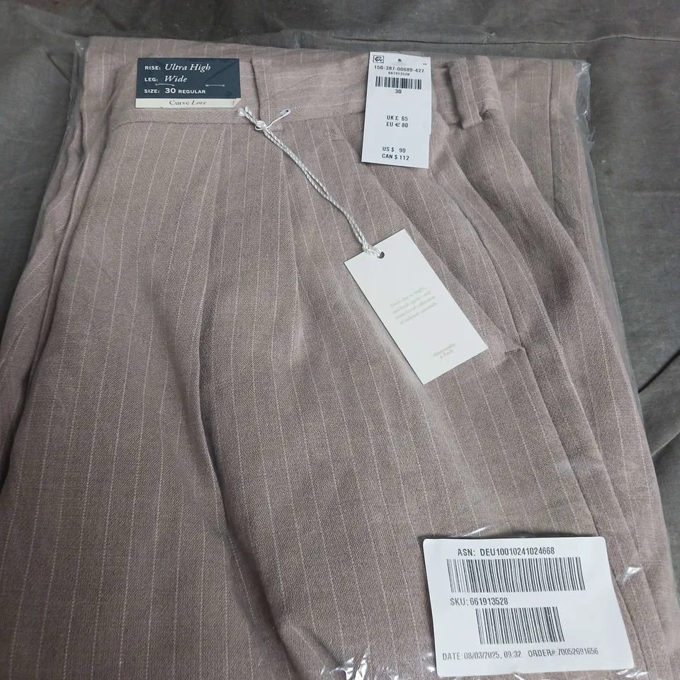 ABERCROMBIE AND FITCH ULTRA HIGH WIDE TROUSER SIZE 30 R