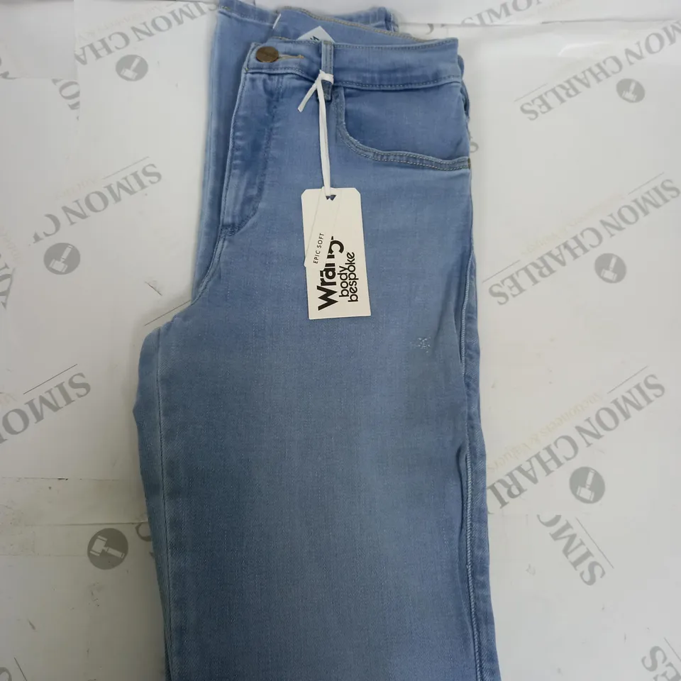 WRANGLER SLIM FIT JEANS SIZE W26 L32