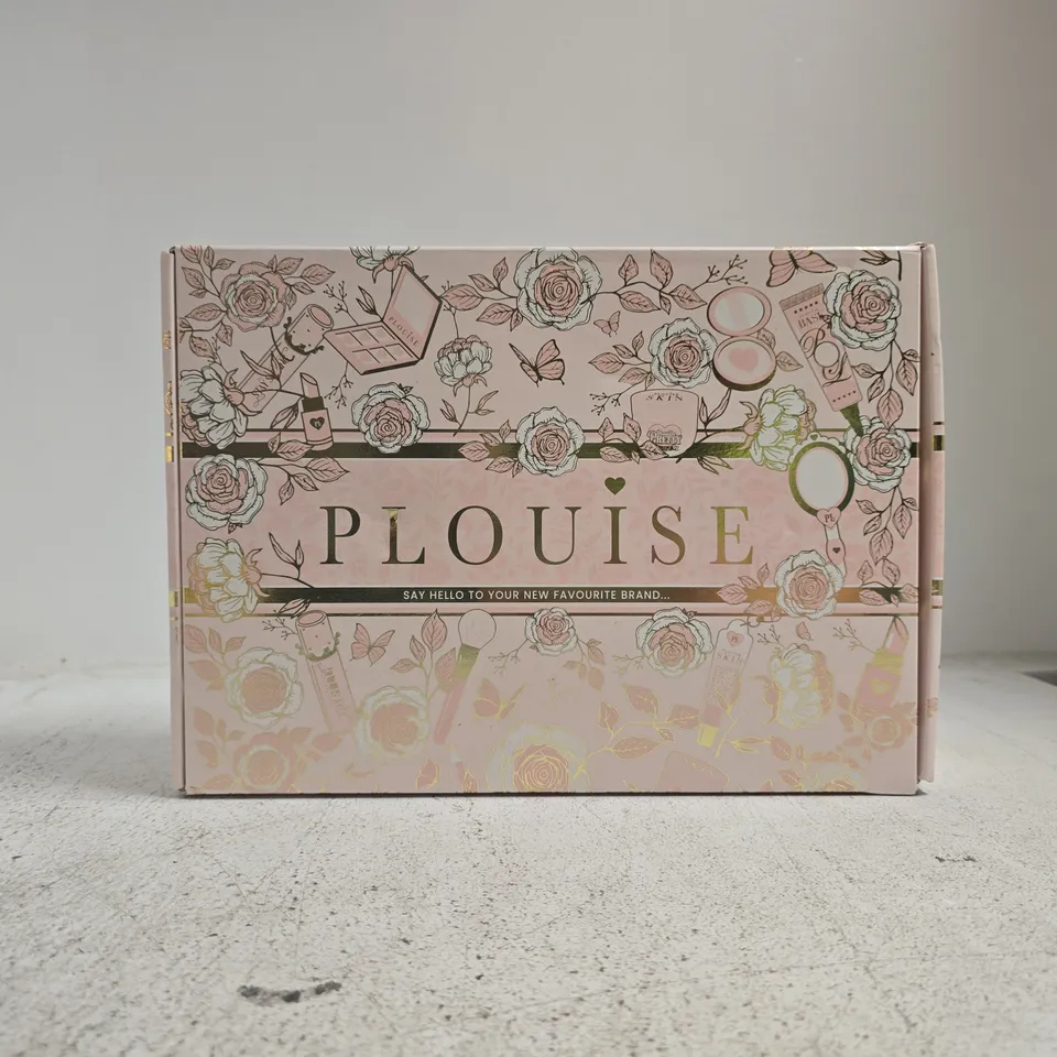 P.LOUISE MYSTERY COSMETIC BEAUTY SET