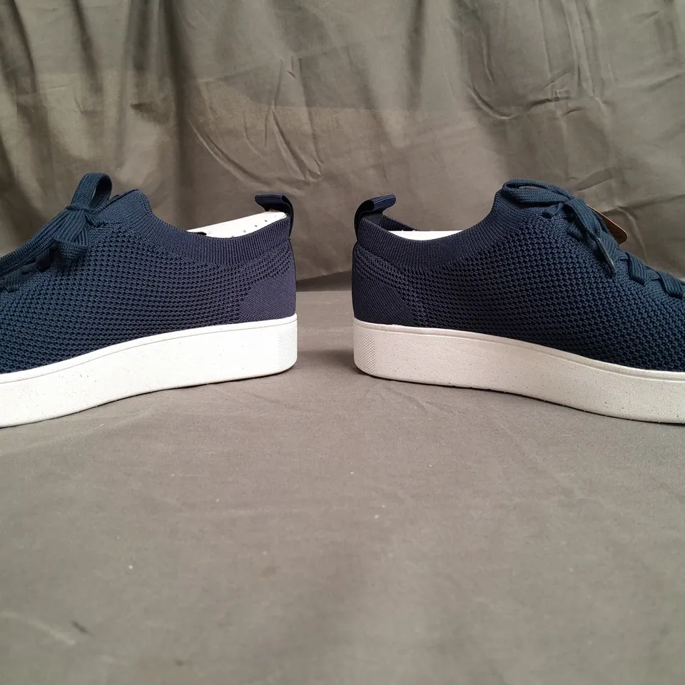 BOXED PAIR OF FITFLOP RALLY MULTI-KNIT SNEAKERS SIZE UK 5.5