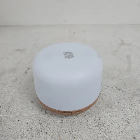 ESSENTIAL OIL DIFFUSER 300ML – WHITE WITH WOOD GRAIN BASE