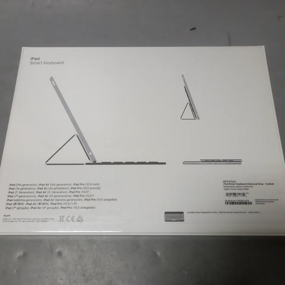 SEALED IPAD SMART KEYBOARD IN CHARCOAL GREY - A1829