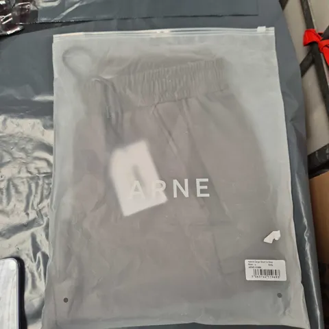 ARNE HYBRID CARGO SHORTS – GREY – UK SIZE L