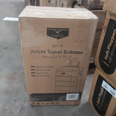 BOXED LUGG JETSET TRAVEL SUITCASE 