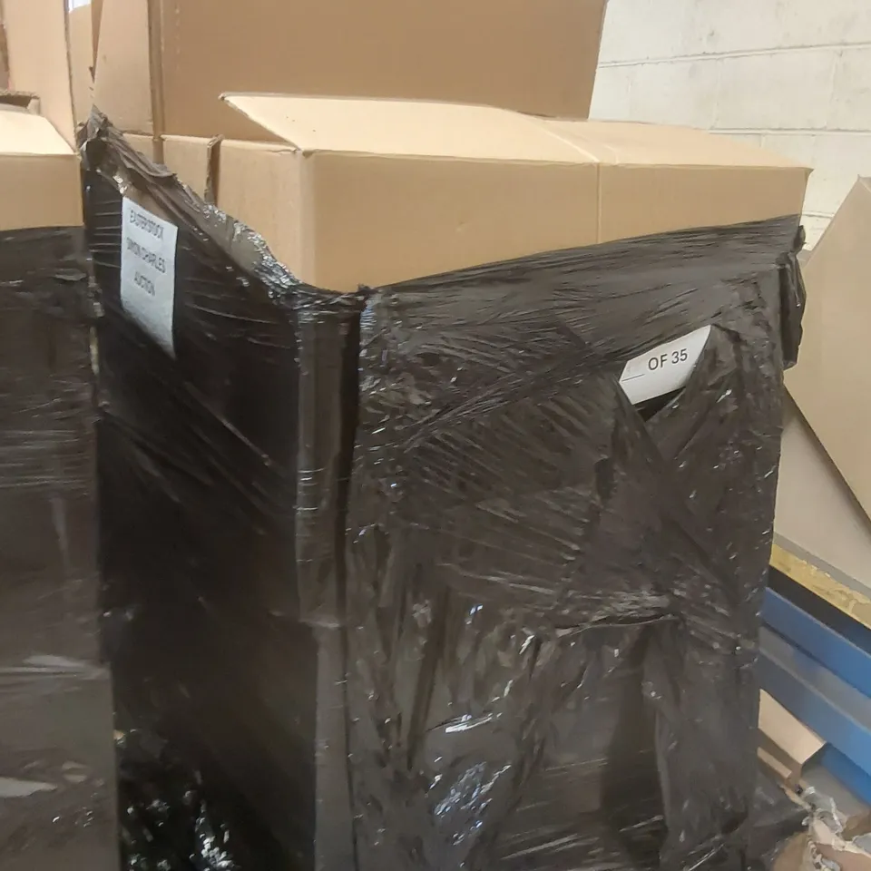 PALLET CONTAINING A VERY LARGE QUANTITY OF ASSORTED EASTER PRODUCTS