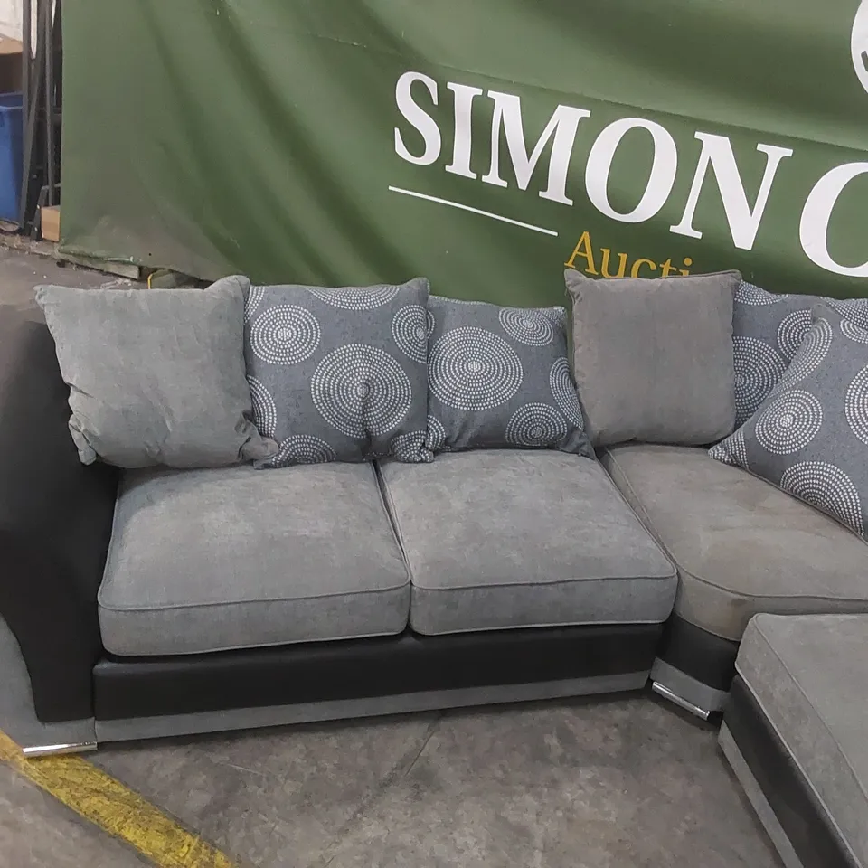 QUALITY DESIGNER UPHOLSTERED CORNER SOFA - GREY & BLACK