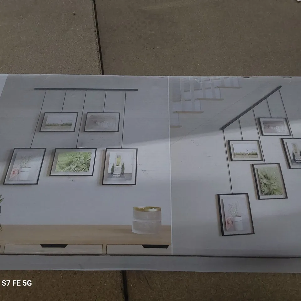 BOXED 5 PIECE EXHIBIT PICTURE FRAME SET BLACK 