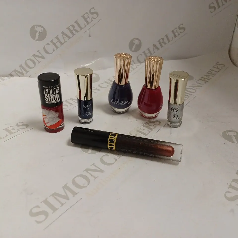 SET OF 5 NAIL POLISH AND 1 METALLIC LIPUID LIP