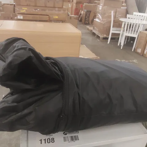 BAGGED OUTDOOR FURNITURE COVER