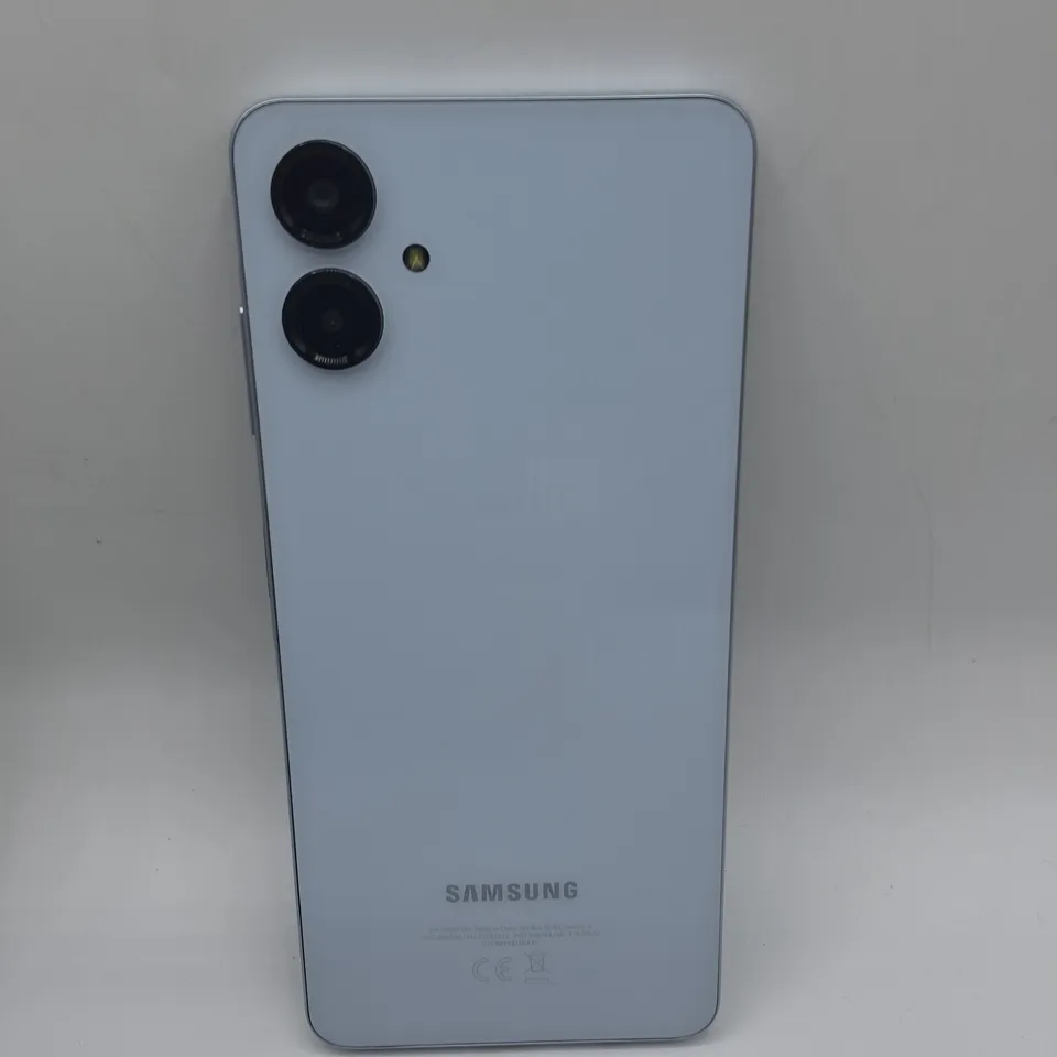 BOXED SAMSUNG GALAXY A06 4GB/64GB IN LIGHT BLUE - SM-A065F