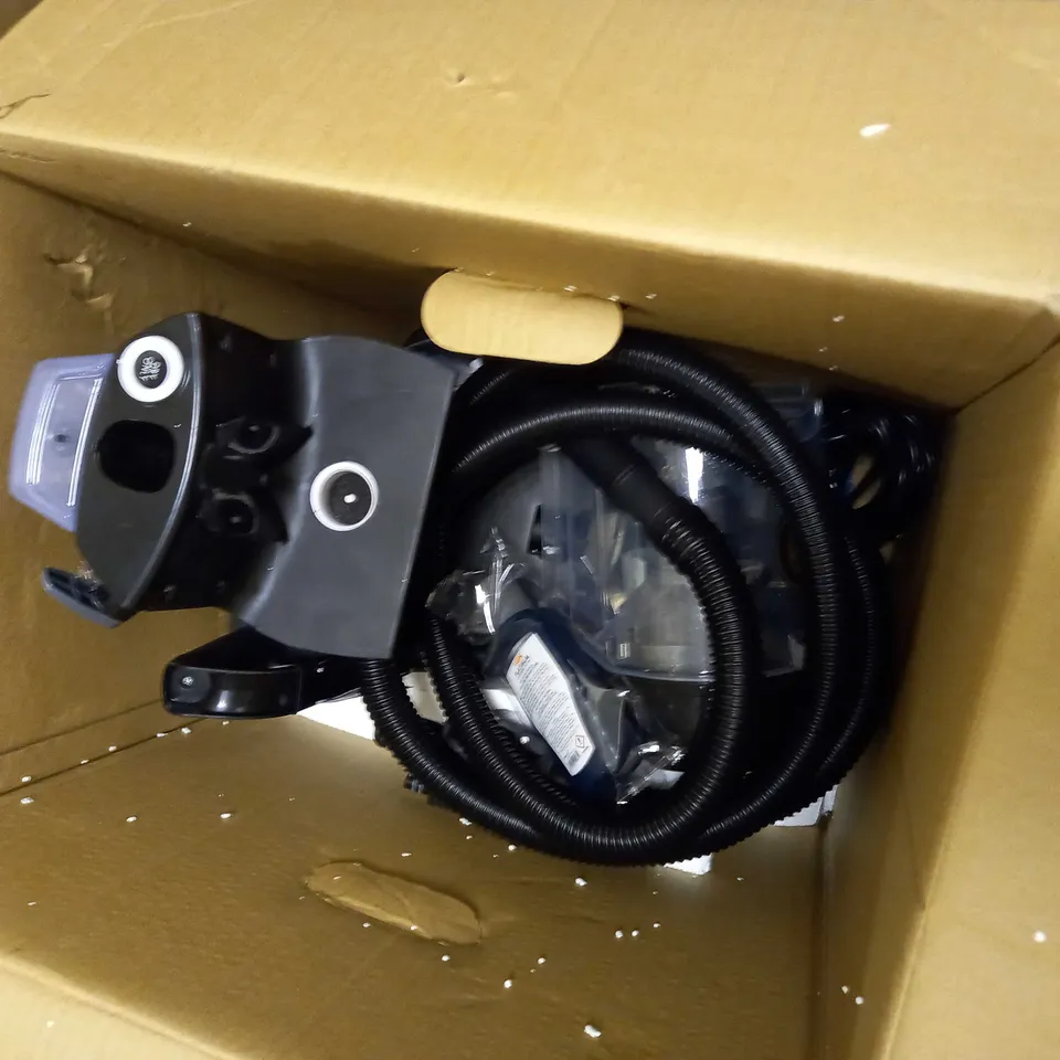 VAX PLATINUM SMARTWASH CARPET CLEANER