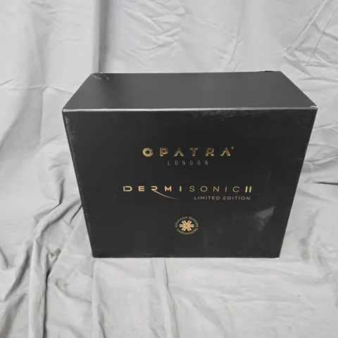 DERMASONIC II LIMITED EDITION FACIAL DEVICE β OPTRA LONDON (GOLD), BOXED