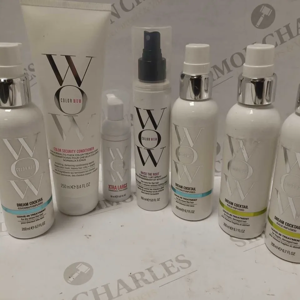 LOT OF 7 COLOUR WOW PRODUCTS TO INCLUDE DREAM COCKTAIL KALE-INFUSED LEAVE-IN TREATMENT, COLOR SECURITY CONDITIONER, XTRA LARGE BOMBSHELL VOLUMIZER, ETC 