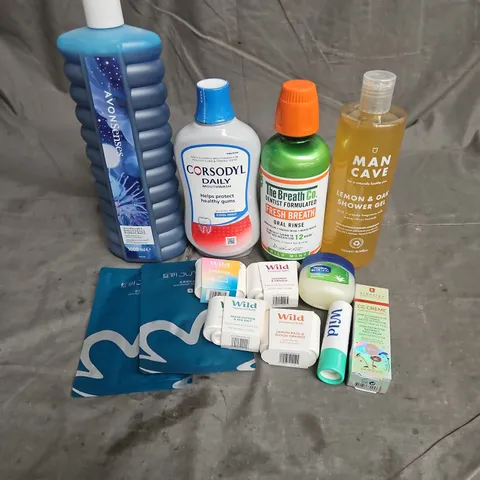APPROXIMATELY 20 ASSORTED HEALTH & BEAUTY PRODUCTS TO INCLUDE - ERBORIAN CC CREME IN CLAIR - WILD DEODORANT REFILLS - CORSODYL MOUTHWASH - ETC