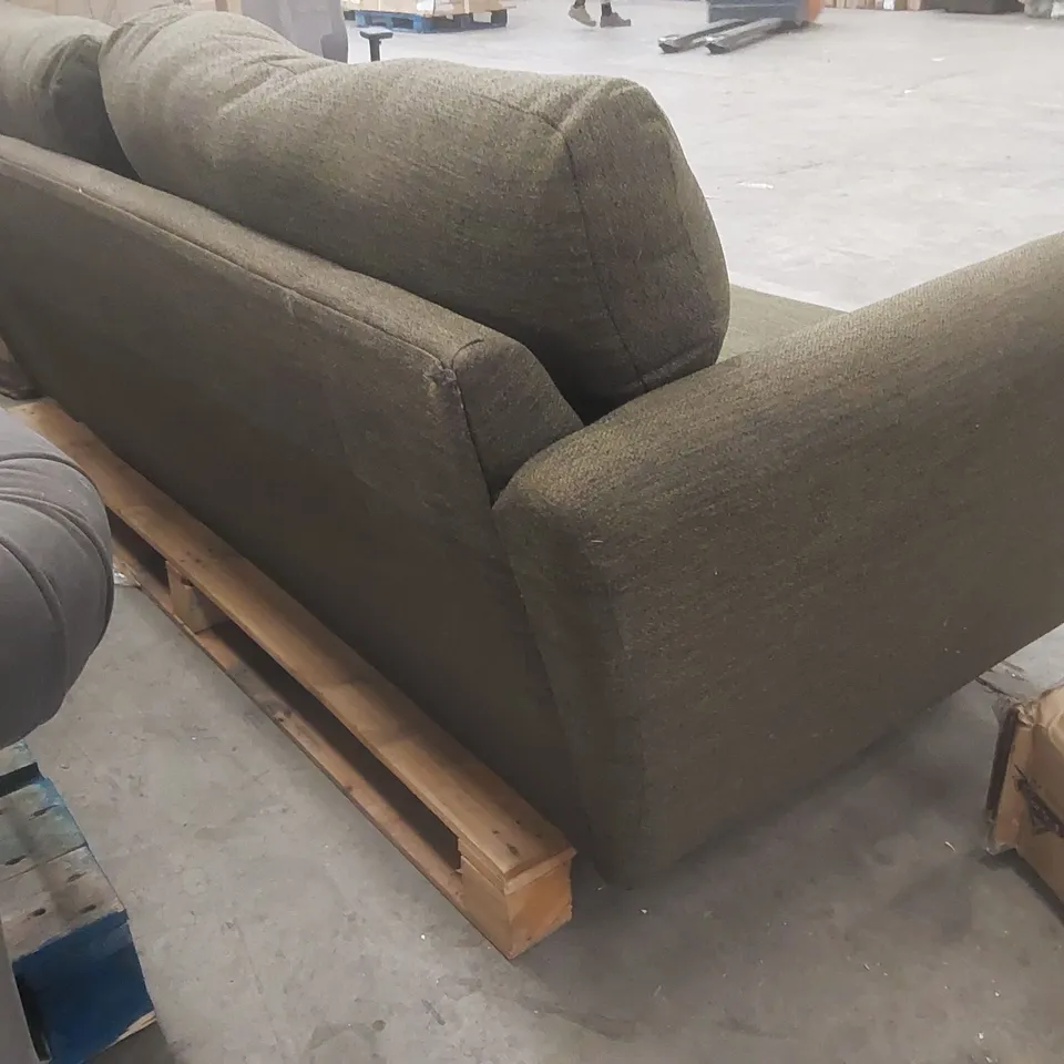 BOXED IDA 3 SEATER GREEN RECYCLED FABRIC SOFA